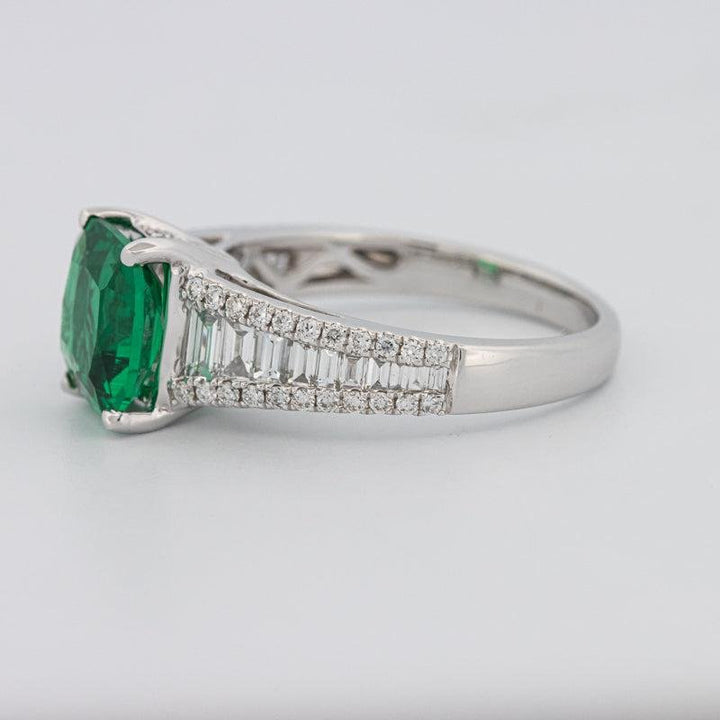 2 CT Square Radiant Green Emerald with Baguettes - ZIZOV DIAMONDS