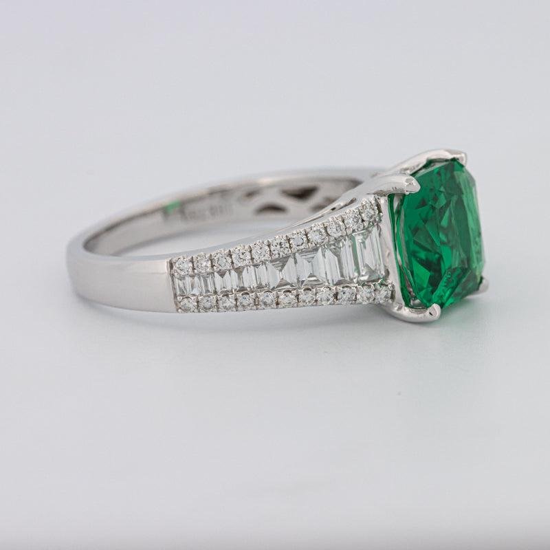 2 CT Square Radiant Green Emerald with Baguettes - ZIZOV DIAMONDS