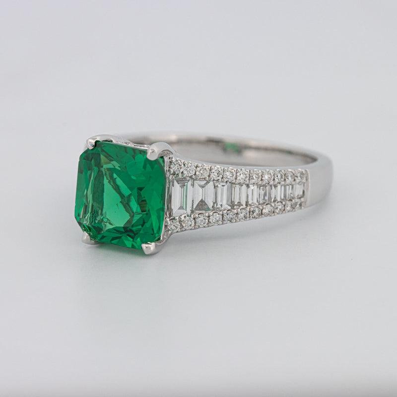 2 CT Square Radiant Green Emerald with Baguettes - ZIZOV DIAMONDS