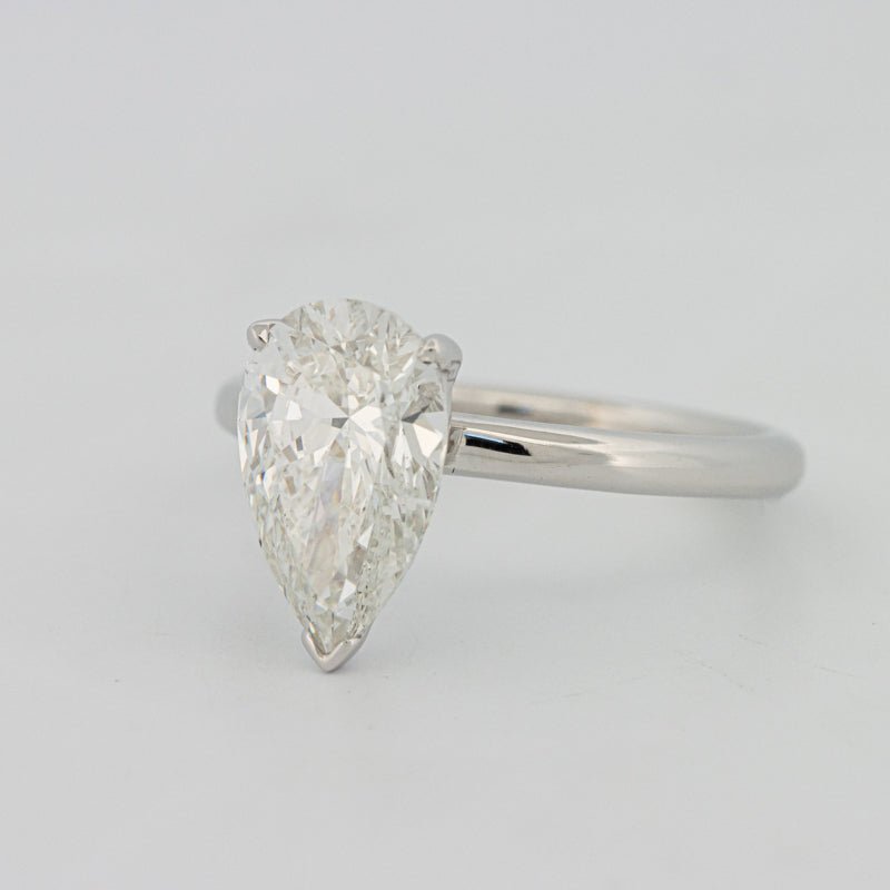 2.15 CT Classic Pear - shape Solitaire (LG) - ZIZOV DIAMONDS