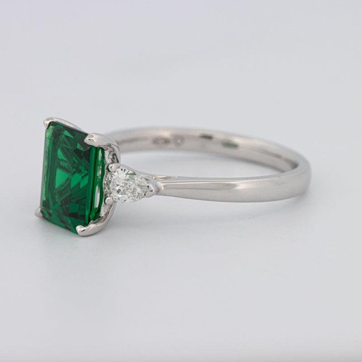 2.15 CT Square Radiant Green Emerald Ring - ZIZOV DIAMONDS