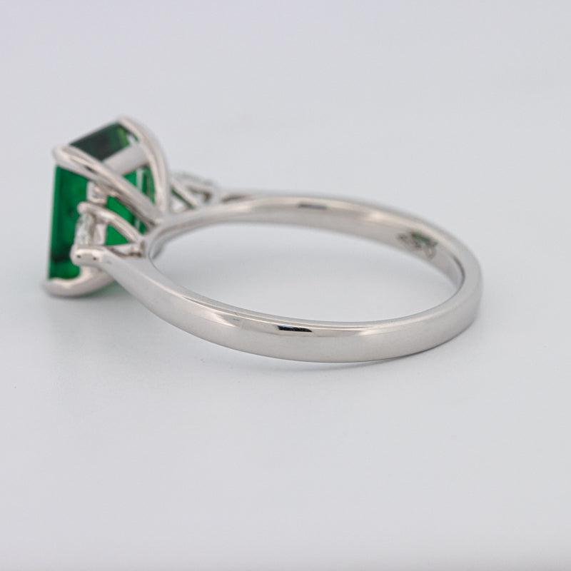 2.15 CT Square Radiant Green Emerald Ring - ZIZOV DIAMONDS