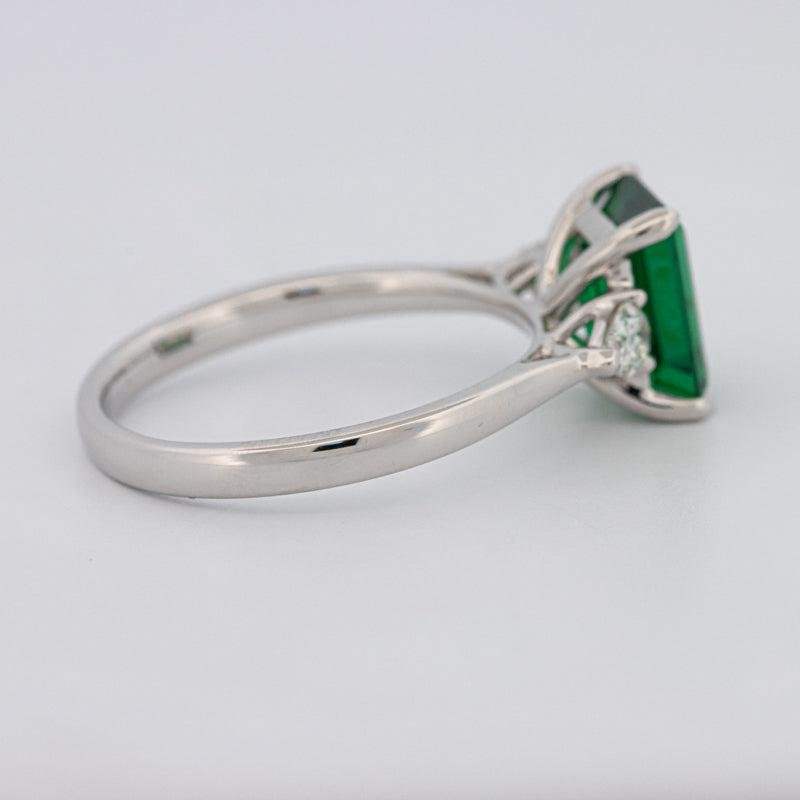 2.15 CT Square Radiant Green Emerald Ring - ZIZOV DIAMONDS