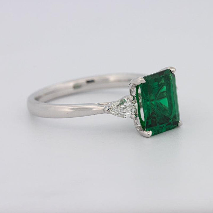 2.15 CT Square Radiant Green Emerald Ring - ZIZOV DIAMONDS