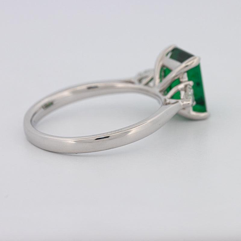 2.15 CT Square Radiant Green Emerald Ring - ZIZOV DIAMONDS