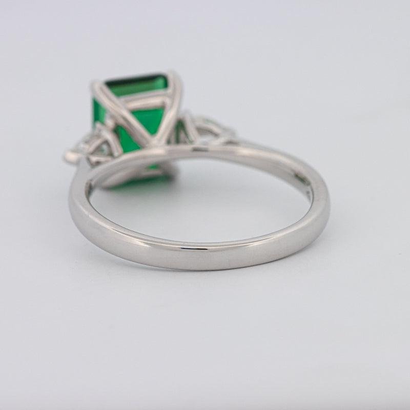 2.15 CT Square Radiant Green Emerald Ring - ZIZOV DIAMONDS