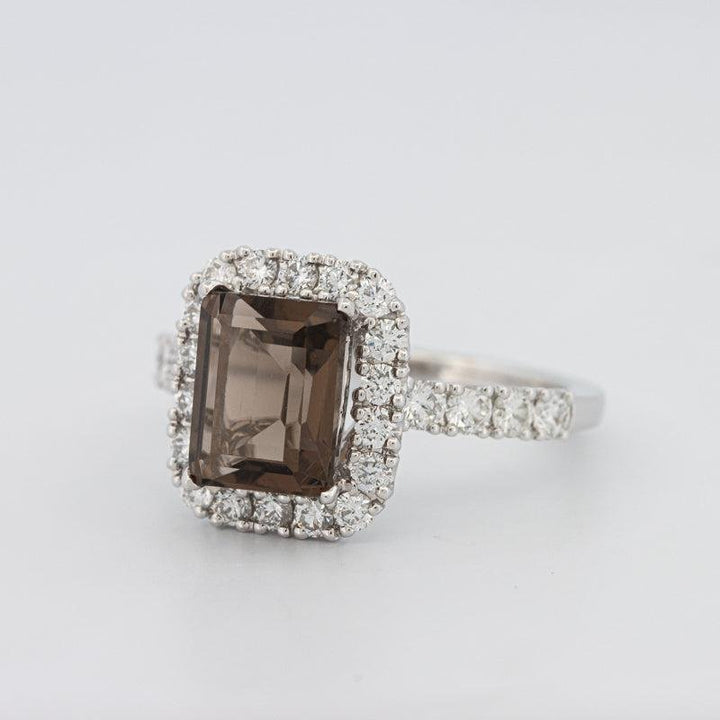 2.37 CT Emerald Quartz Flumé Halo Ring - ZIZOV DIAMONDS