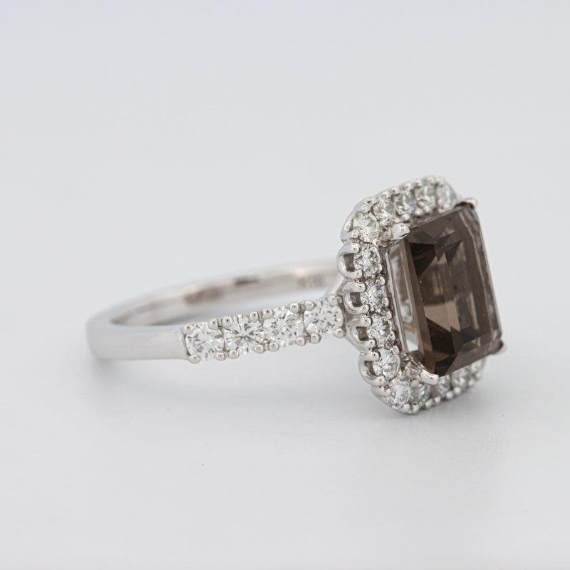 2.37 CT Emerald Quartz Flumé Halo Ring - ZIZOV DIAMONDS