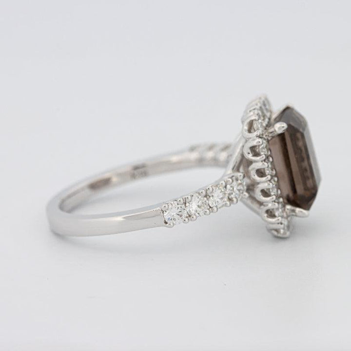 2.37 CT Emerald Quartz Flumé Halo Ring - ZIZOV DIAMONDS