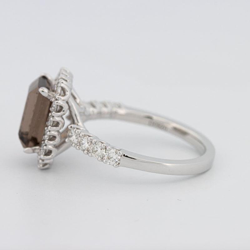 2.37 CT Emerald Quartz Flumé Halo Ring - ZIZOV DIAMONDS