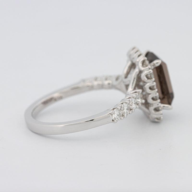 2.37 CT Emerald Quartz Flumé Halo Ring - ZIZOV DIAMONDS