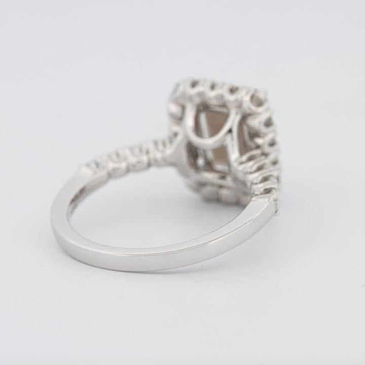 2.37 CT Emerald Quartz Flumé Halo Ring - ZIZOV DIAMONDS