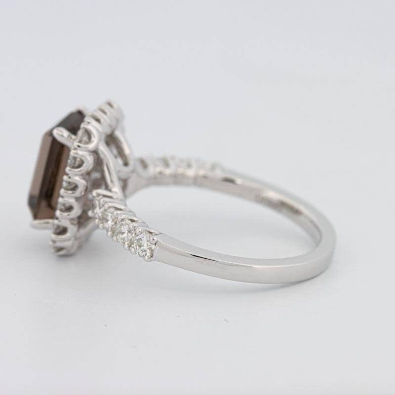 2.37 CT Emerald Quartz Flumé Halo Ring - ZIZOV DIAMONDS