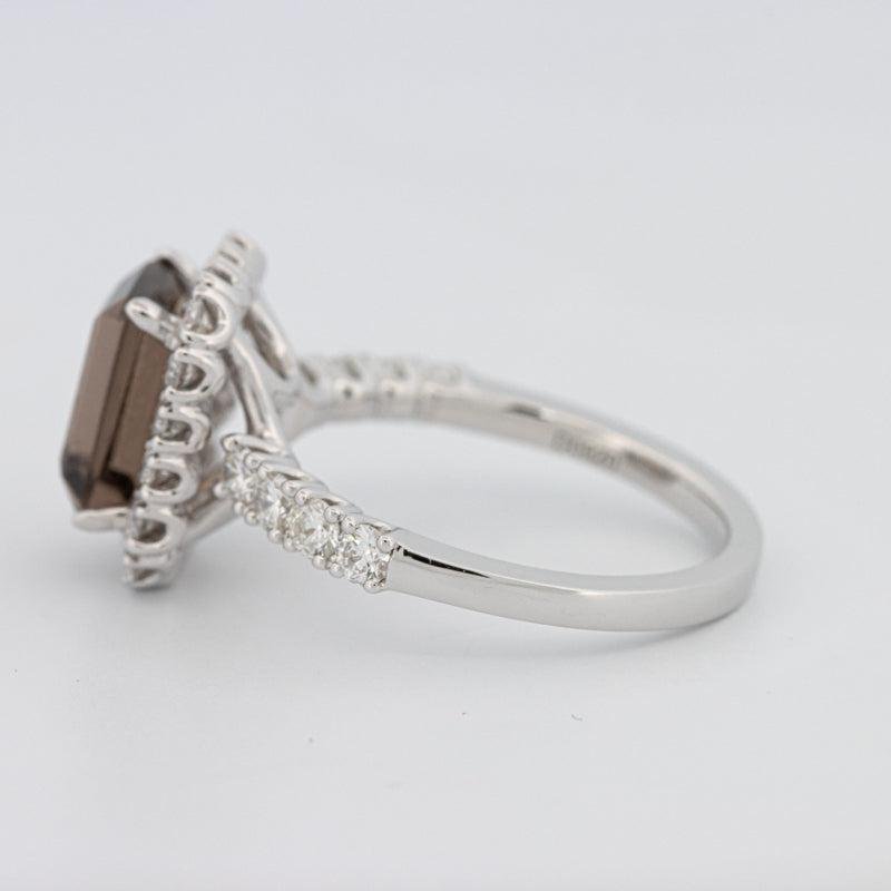 2.37 CT Emerald Quartz Flumé Halo Ring - ZIZOV DIAMONDS