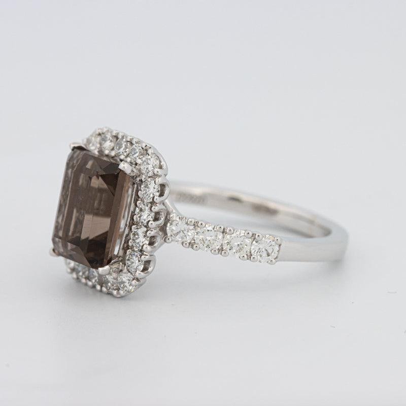 2.37 CT Emerald Quartz Flumé Halo Ring - ZIZOV DIAMONDS
