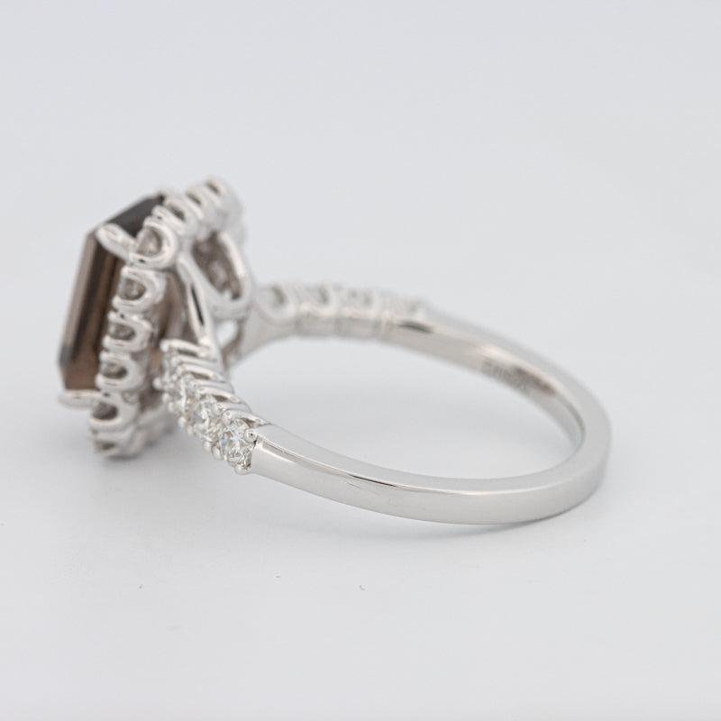 2.37 CT Emerald Quartz Flumé Halo Ring - ZIZOV DIAMONDS