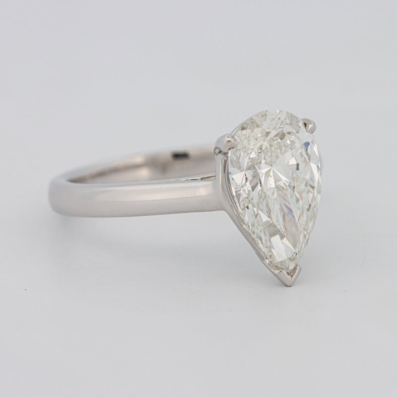 2.50 CT Classic Pear - shape Solitaire (LG) - ZIZOV DIAMONDS