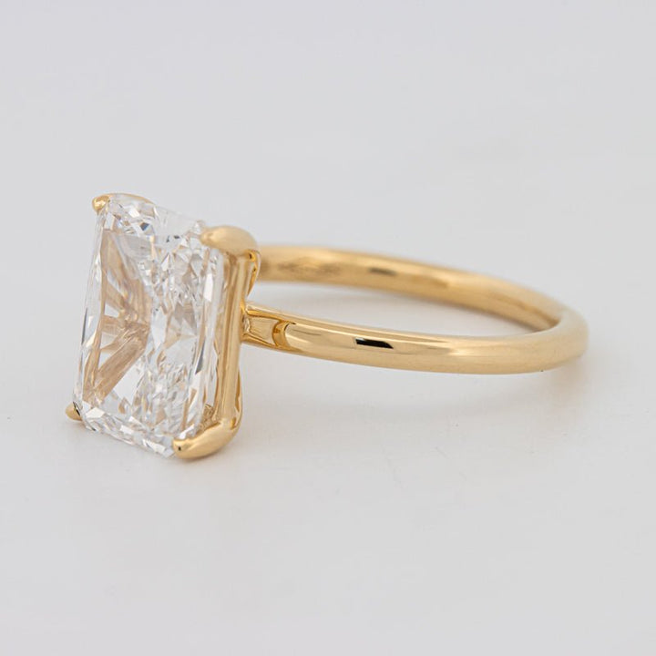 4 CT Classic Radiant Cut Solitaire (LG) - ZIZOV DIAMONDS