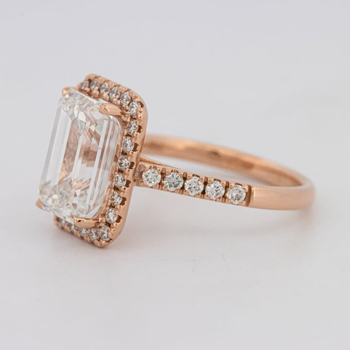 4 CT Emerald Cut Halo Pavé Solitaire (LG) - ZIZOV DIAMONDS