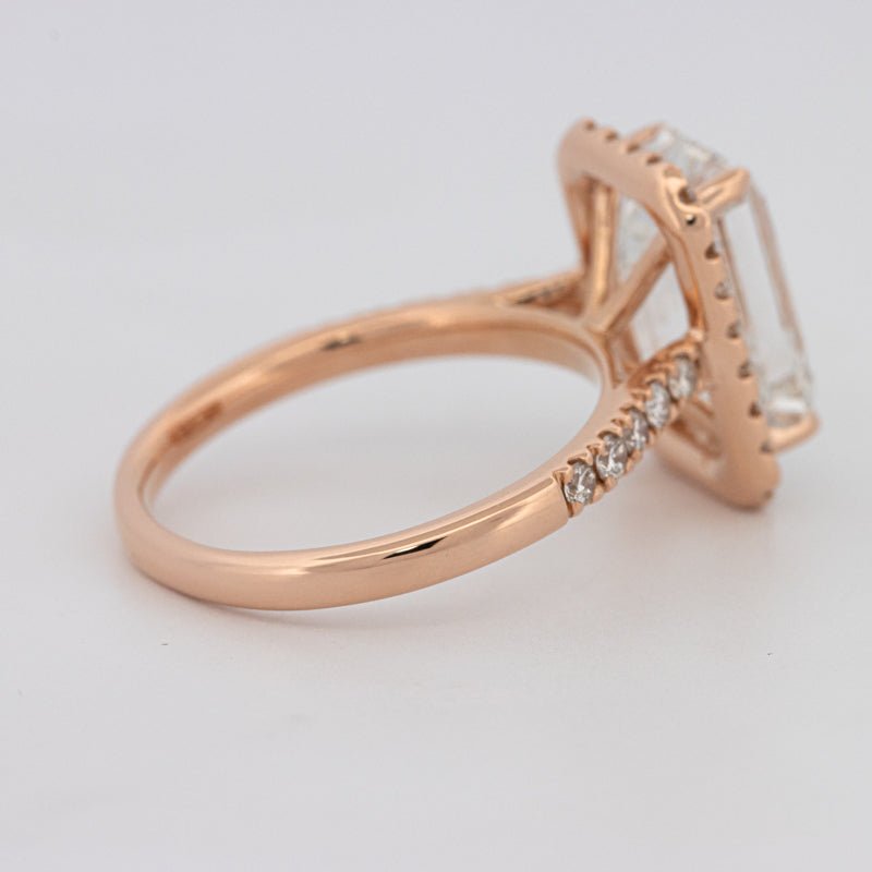 4 CT Emerald Cut Halo Pavé Solitaire (LG) - ZIZOV DIAMONDS