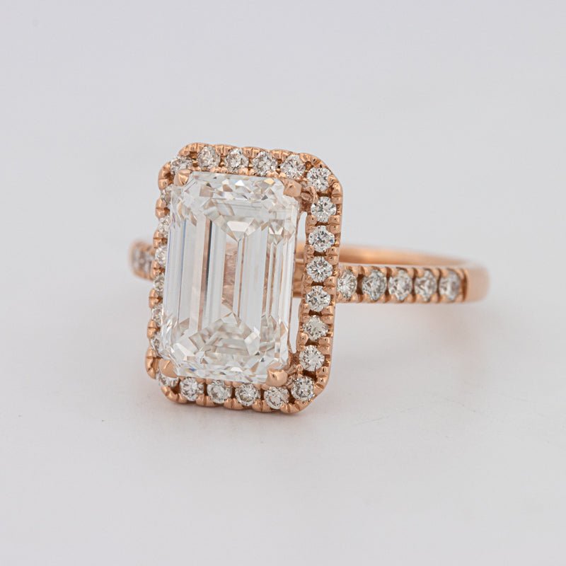 4 CT Emerald Cut Halo Pavé Solitaire (LG) - ZIZOV DIAMONDS