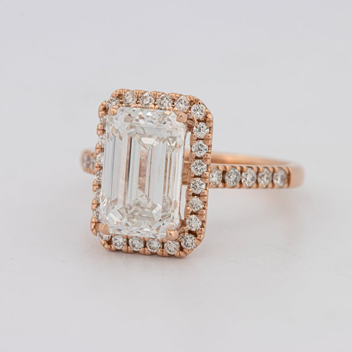 4 CT Emerald Cut Halo Pavé Solitaire (LG) - ZIZOV DIAMONDS