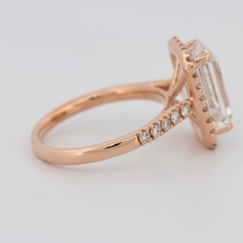 4 CT Emerald Cut Halo Pavé Solitaire (LG) - ZIZOV DIAMONDS