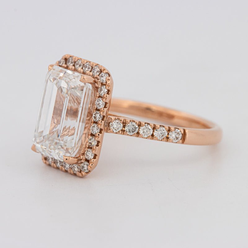 4 CT Emerald Cut Halo Pavé Solitaire (LG) - ZIZOV DIAMONDS