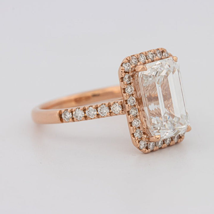 4 CT Emerald Cut Halo Pavé Solitaire (LG) - ZIZOV DIAMONDS