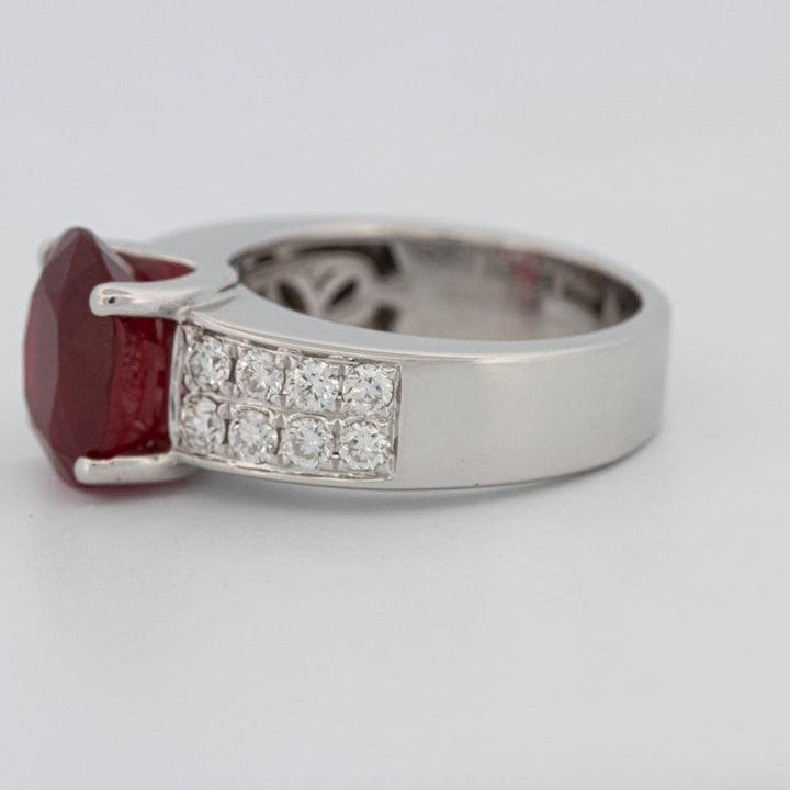 4.70 CT Oval Red Ruby Ring - ZIZOV DIAMONDS