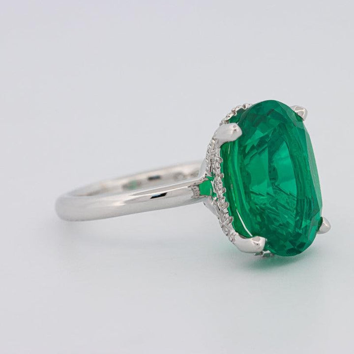 5.60 CT Oval Green Emerald Ring - ZIZOV DIAMONDS