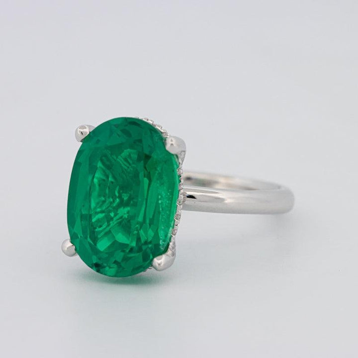5.60 CT Oval Green Emerald Ring - ZIZOV DIAMONDS