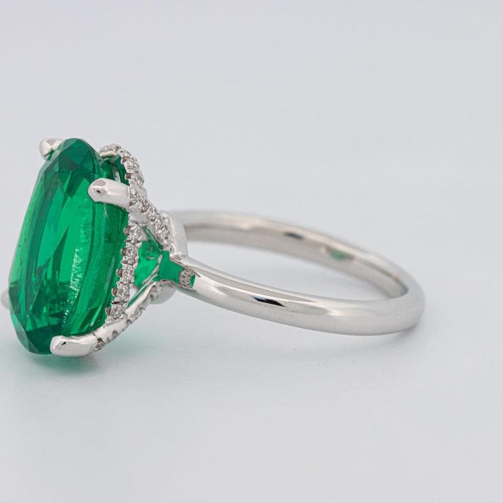 5.60 CT Oval Green Emerald Ring - ZIZOV DIAMONDS