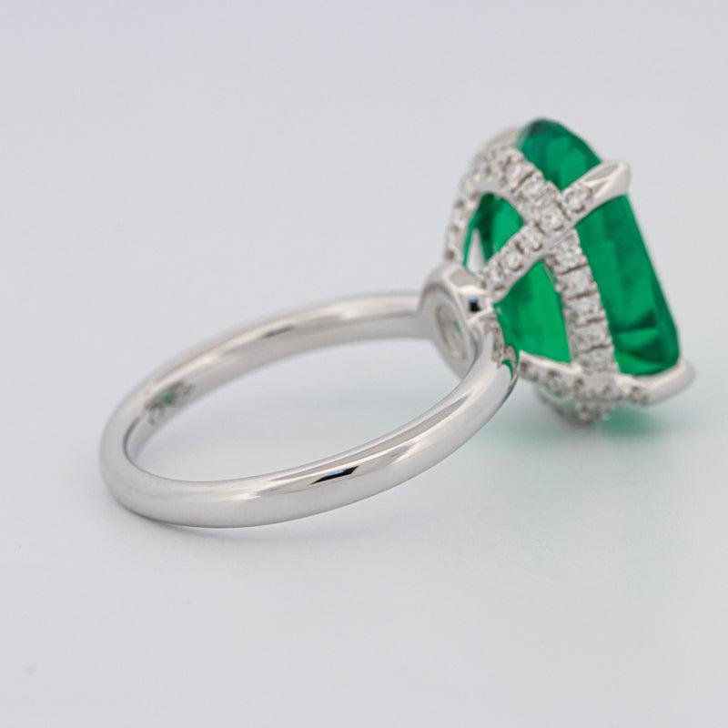 5.60 CT Oval Green Emerald Ring - ZIZOV DIAMONDS