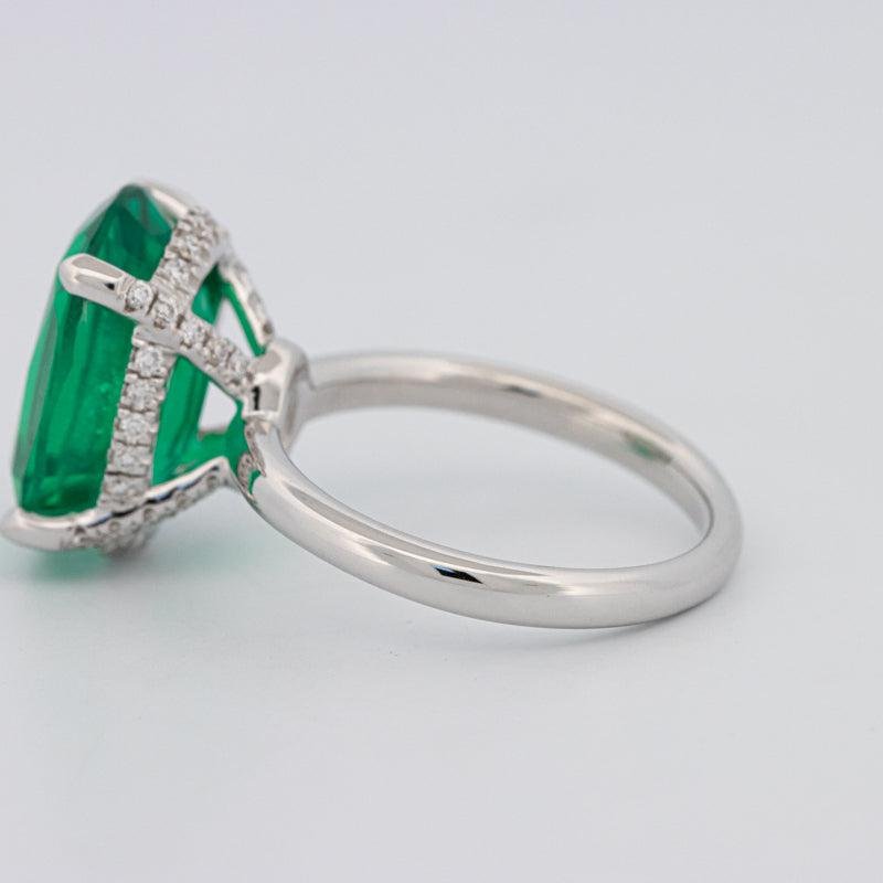 5.60 CT Oval Green Emerald Ring - ZIZOV DIAMONDS