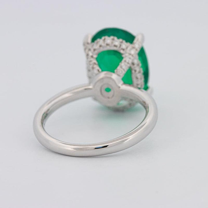 5.60 CT Oval Green Emerald Ring - ZIZOV DIAMONDS