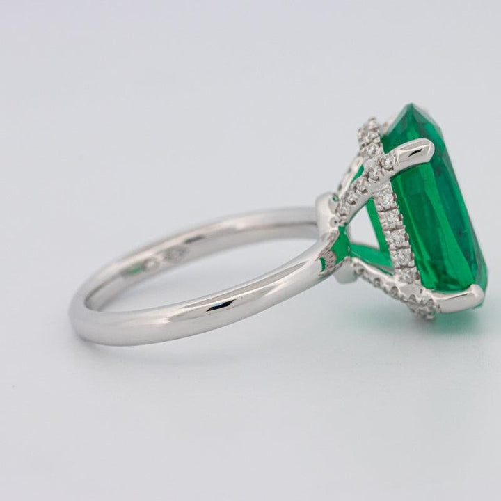 5.60 CT Oval Green Emerald Ring - ZIZOV DIAMONDS