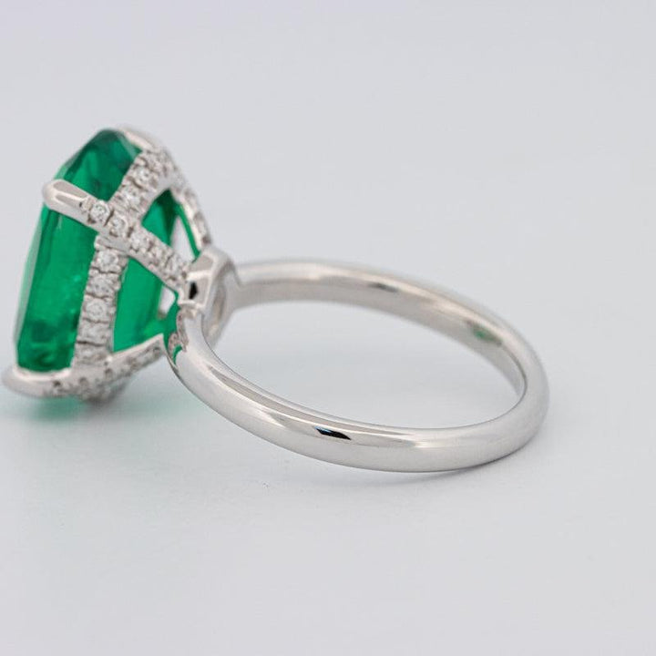 5.60 CT Oval Green Emerald Ring - ZIZOV DIAMONDS