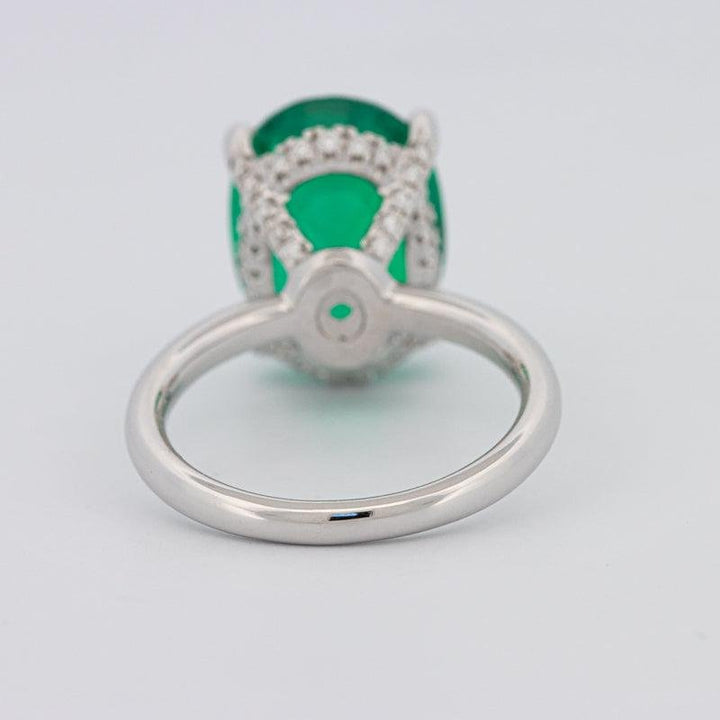 5.60 CT Oval Green Emerald Ring - ZIZOV DIAMONDS