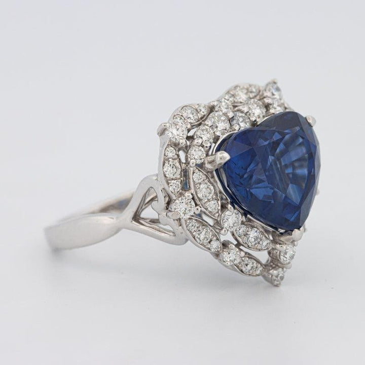 7.47 CT Natural Madagascar Blue Sapphire Ring - ZIZOV DIAMONDS