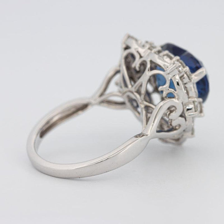 7.47 CT Natural Madagascar Blue Sapphire Ring - ZIZOV DIAMONDS