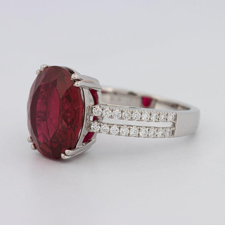 7.60 CT Oval Red Ruby Ring - ZIZOV DIAMONDS
