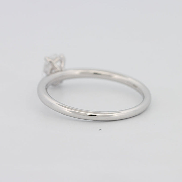 Classic Oval Cut Solitaire