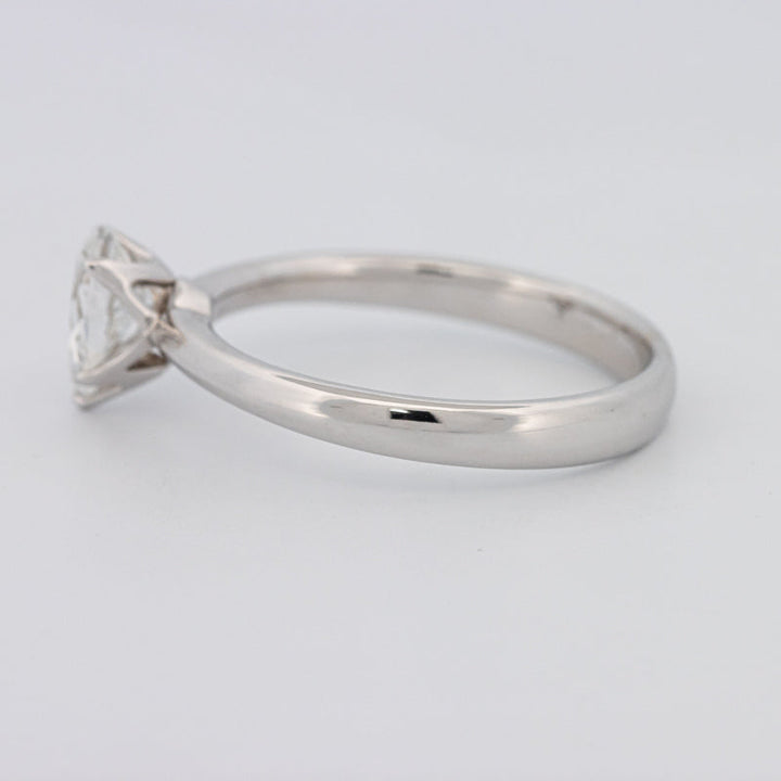 Classic Pear-shape Solitaire