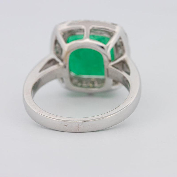 Colombian Green Emerald Ring