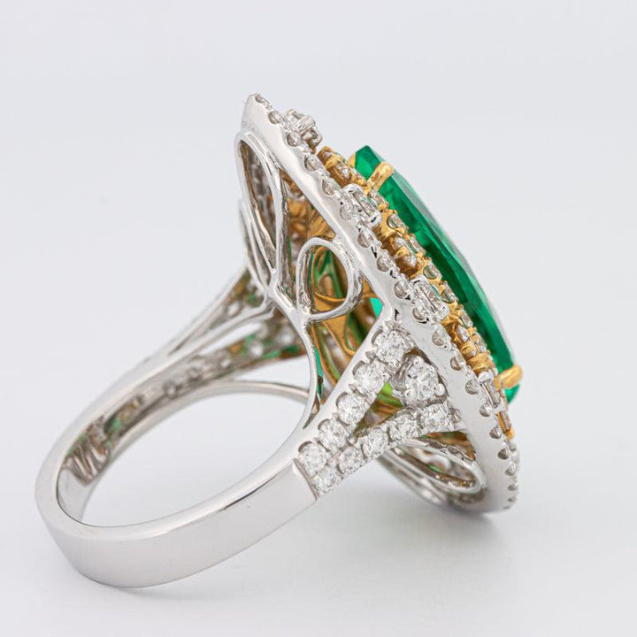 Double Halo Pearshape Green Emerald Ring