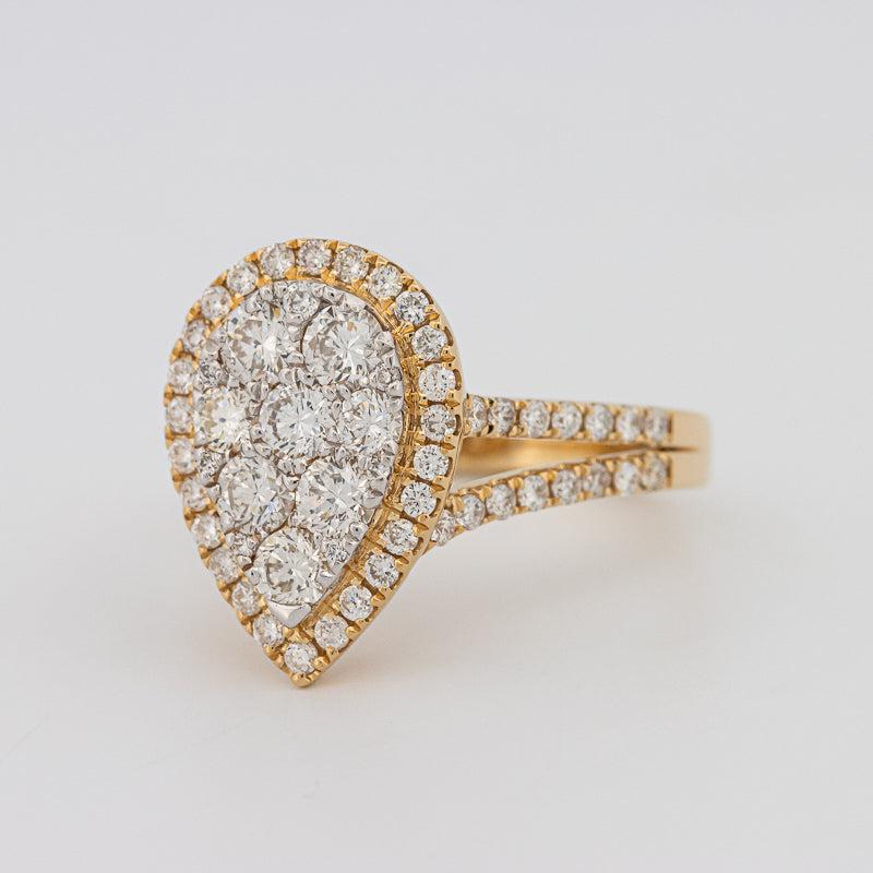 Invisible Pearshape diamond ring