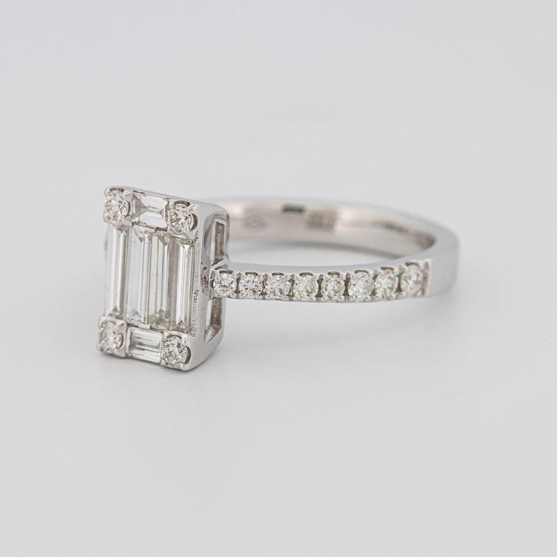 Invisible emerald diamond ring