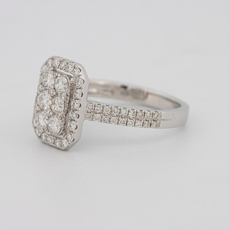 Invisible rectangular diamond ring