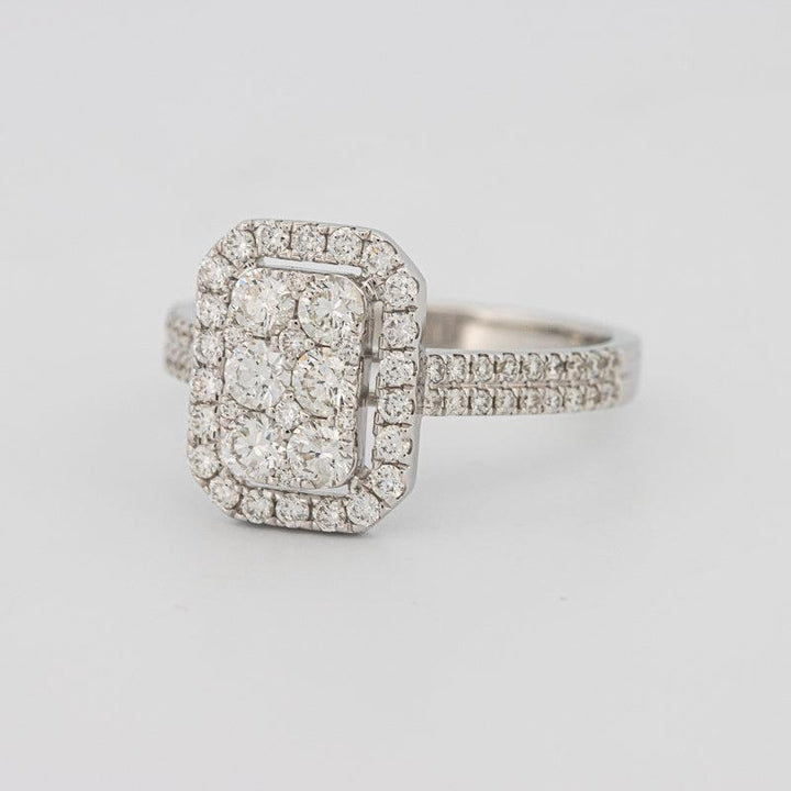 Invisible rectangular diamond ring